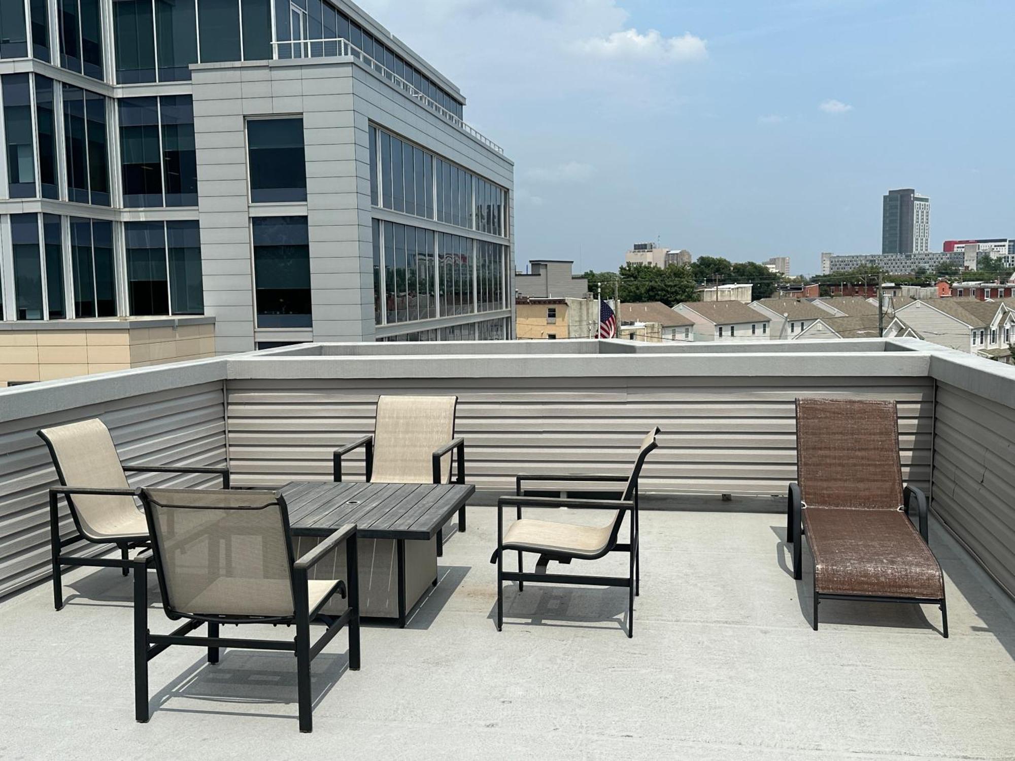 Modern 2Br 2Ba Apartment With Rooftop In Brewerytown ฟิลาเดลเฟีย ภายนอก รูปภาพ