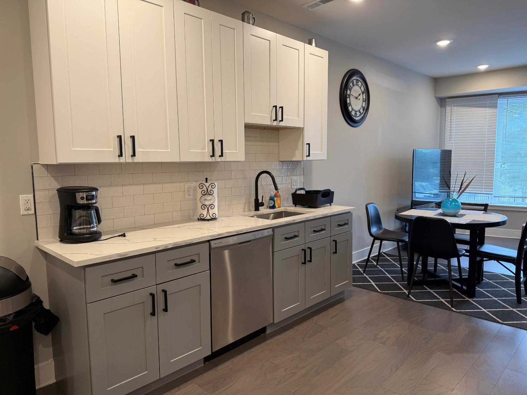 Modern 2Br 2Ba Apartment With Rooftop In Brewerytown ฟิลาเดลเฟีย ภายนอก รูปภาพ